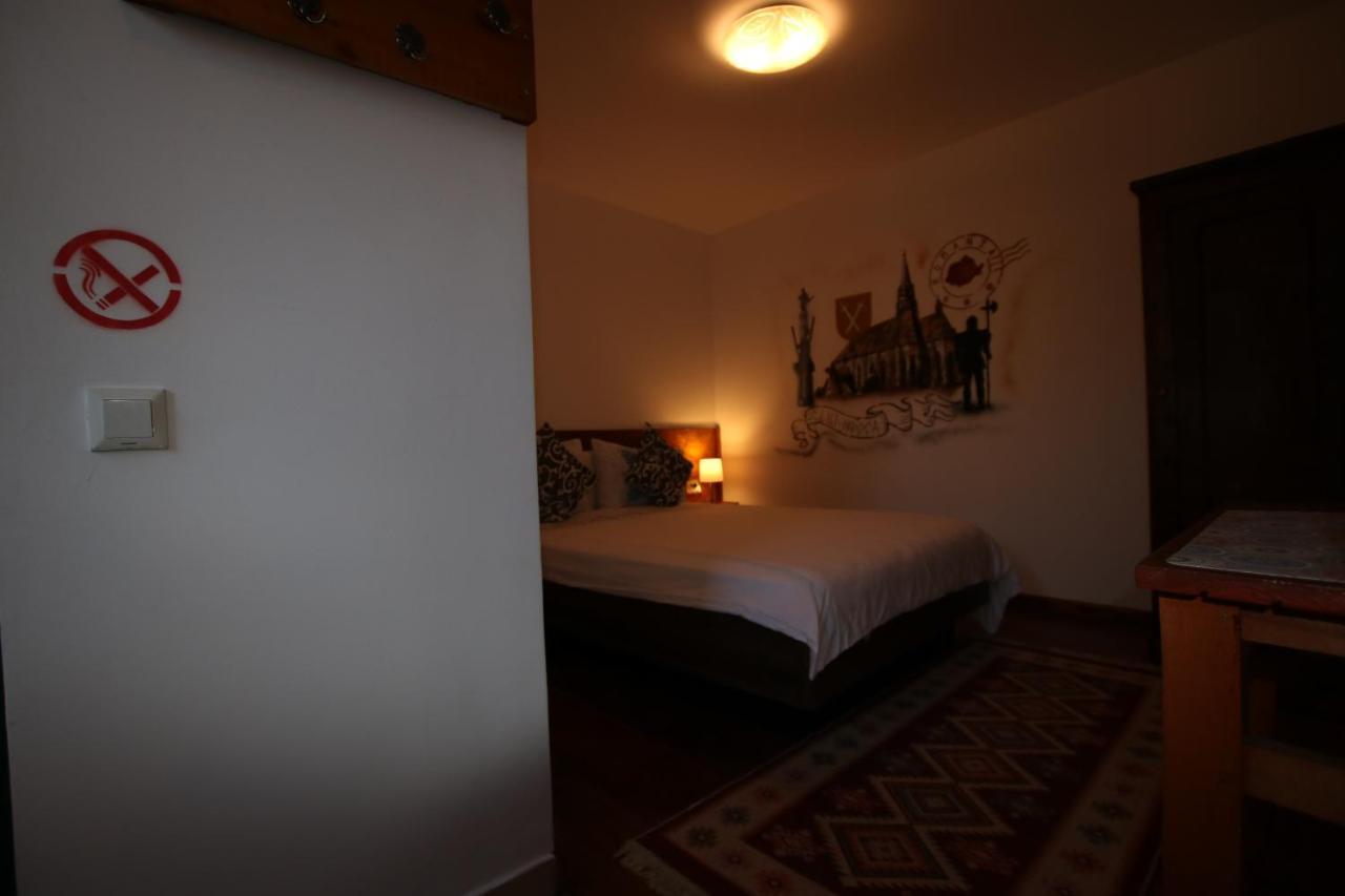 B&B Duo Caffe Baneasa Boekarest Buitenkant foto