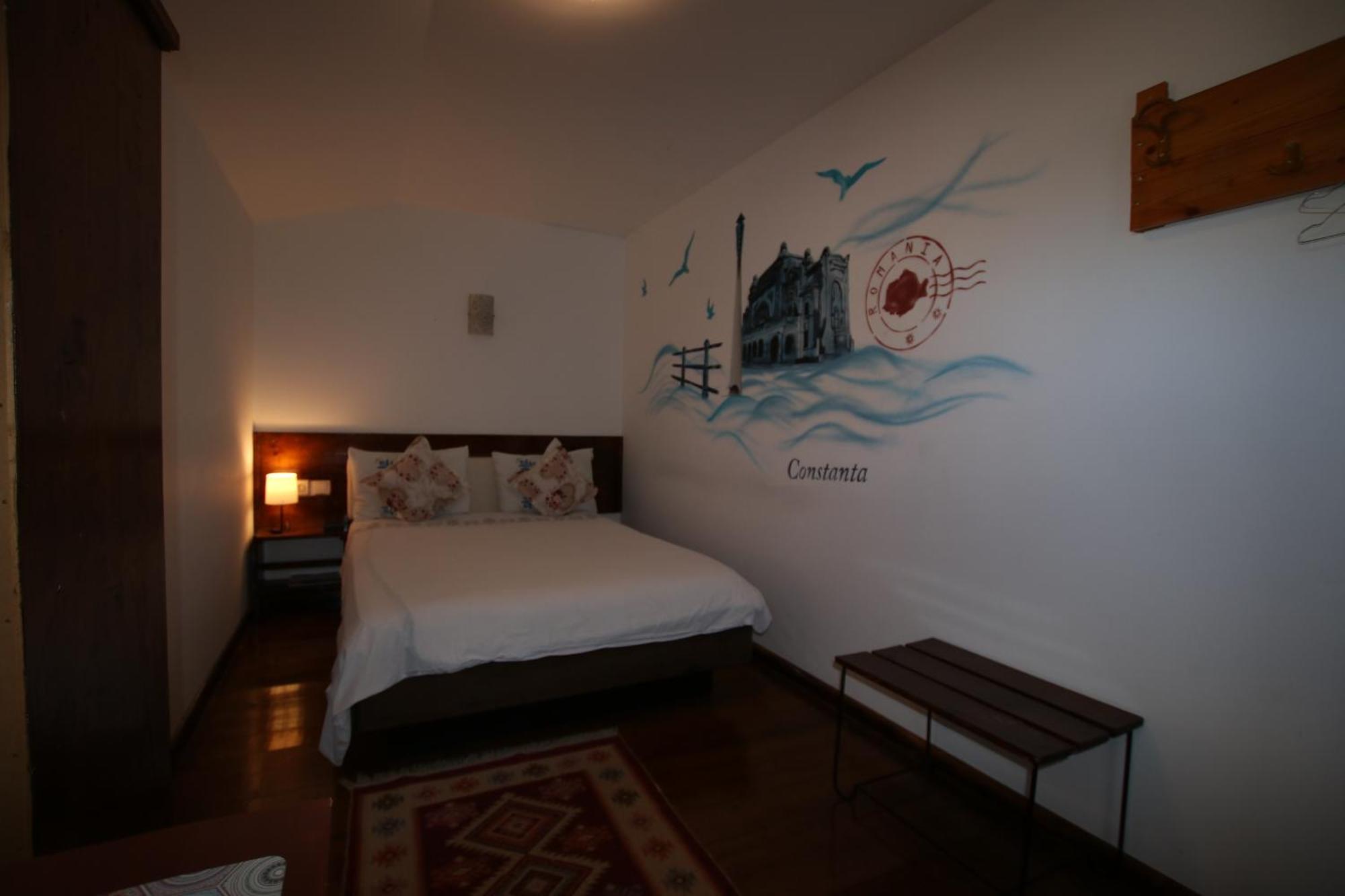 B&B Duo Caffe Baneasa Boekarest Buitenkant foto